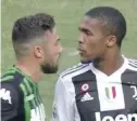  ??  ?? Stile Douglas Costa e Di Francesco