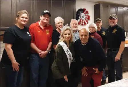  ?? COURTESY OF VETERANS MAKING A DIFFERENCE ?? Members of Birdsboro’s American Legion Post serve breakfast to veterans in Reading.