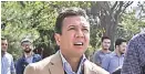  ??  ?? Advierte Pablo Lemus “El modus operandi de muchos ladrones es huir en moto”