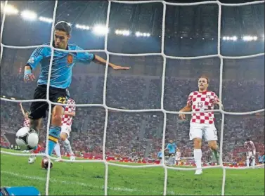  ??  ?? El primer partido entre Croacia y España en una Eurocopa, en 2012, lo decantó este gol de Jesús Navas.