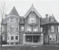  ?? NATIONAL CAPITAL COMMISSION ?? 24 Sussex Drive as it appeared before it was transforme­d into the prime minister’s residence in 1950-51. The renovation removed much of the decoration, including the tower and turret.