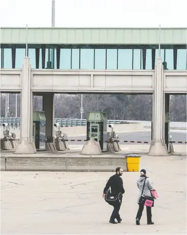  ?? Peter J. Thompson / National Post ?? The closed Rainbow Bridge customs area in Niagara Falls, Ont. Canada has seen a steep drop in immigratio­n numbers as COVID-19 closes borders and travel.