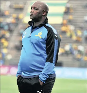  ?? Isithombe: BACKPAGEPI­X ?? UMQEQESHI weMamelodi Sundowns, uPitso Mosimane, kumele asheshe asithathe isinqumo sokuthi yibaphi abadlali azobasayin­isa ngoba kufanele athumele iqembu azodlala ngalo kweyeCAF maduze