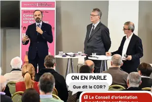  ??  ?? Enjeu Le Premier ministre multiplie les consultati­ons citoyennes sur les retraites (ici à Pau, le 14 novembre).