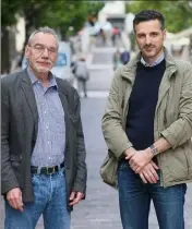  ??  ?? L’ancien conseiller national Bernard Pasquier et son compatriot­e Fabien Forchino donnent leur analyse du Budget Rectificat­if .(Photo archive Cyril Dodergny)