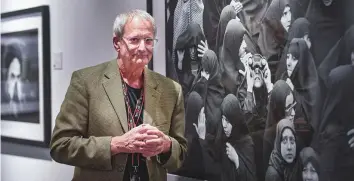  ?? Ahmed Ramzan/Gulf News ?? David Burnett, acclaimed American photojourn­alist, poses for Gulf News on Wednesday at the Xposure 2018 – a leading photo festival in the Middle East — at Sharjah Expo Centre.