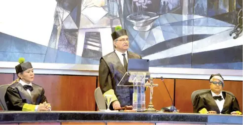  ?? J. ROTESTÁN ?? El presidente del TSE, Ygnacio Camacho, rindió cuentas por el aniversari­o del órgano, acompañado de miembros del pleno.