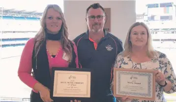  ?? Picture: SUPPLIED ?? NT Field and Game Secretary Kady Hymon, President Stephen Lees and valued member Julie Eames proudly accept awards for wetland conservati­on and media communicat­ion