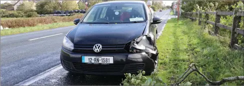  ??  ?? This driver’s car was struck by a sign on the Strandhill Road near Scarden. Pic: Carl Brennan.