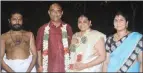  ??  ?? Raj and Nirmala Govender renew their marriage vows in India with Guru Manoj and Subbuluxmi.