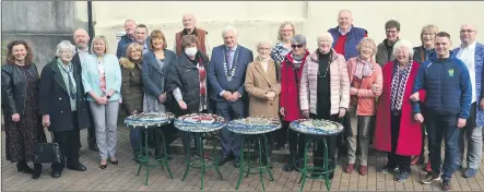  ?? (Pic: John Ahern) ?? Attendees at the unveiling of mosaic table tops in Fermoy Resource Centre.