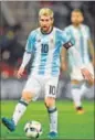  ??  ?? Argentina coach Edgardo
Bauza said that he didn’t persuade Lionel Messi (above) to reconsider his internatio­nal retirement. AFP PHOTO