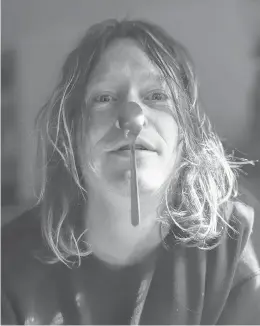  ?? CHANTAL ANDERSON/THE NEW YORK TIMES ?? Caleb Landry Jones, who is seen March 21 at his home in Los Angeles, portrays a mass shooter in the Australian drama “Nitram.”