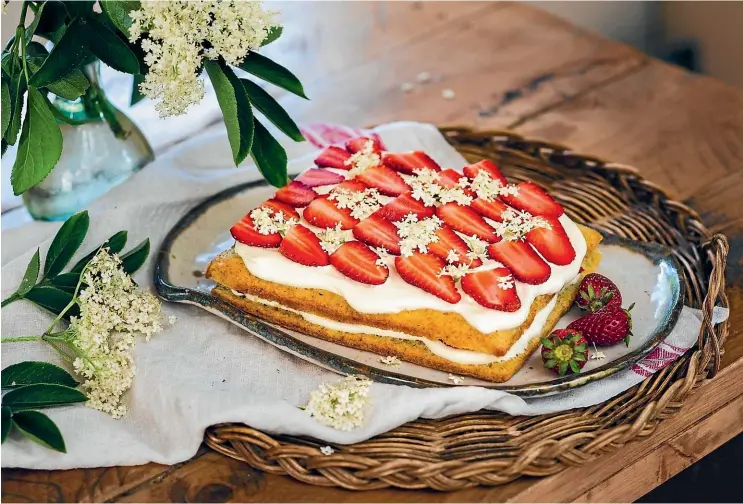  ?? PHOTOS: NICOLA GALLOWAY ?? Strawberry and elderflowe­r shortcake is a one-bowl dessert that is simply delicious.