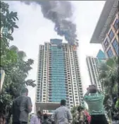  ?? HT FILE PHOTO ?? The top three floors of the Beaumonde highrise were charred on Wednesday