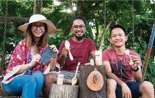  ??  ?? The founders of Butodart, (from left) Syeronella, Khar and Saidin with some of their hand-crafted products. — Photos: BUTODART