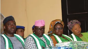  ??  ?? L-R: Governor Seyi Makinde of Oyo State; Commission­er for Environmen­t, Rt. Hon. Kehinde Ayoola; Secretary to the State Government, Mrs. Olubamiwo Adeosun and the Head of Service, Mrs. Amidat Agboola, during the launch of the new waste management architectu­re