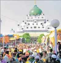  ?? HT FILE PHOTO ?? ■ The shrine of Haji Waris Ali Shah attracts pilgrims of all religions