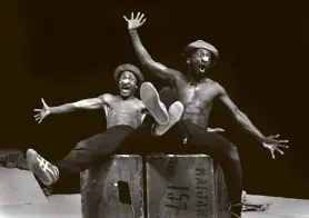  ?? Ruphin Coudyzer/Associated Press ?? Percy Mtwa, left, and renowned playwright Mbongeni Ngema perform in “Woza Albert” in 1981 in Johannesbu­rg, South Africa.