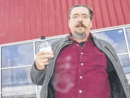  ?? AARON BESWICK PHOTO ?? Thomas Steinhart, owner of Steinhart Distillery, has started production of hand sanitizer at his Arisaig, Antigonish County, facility.