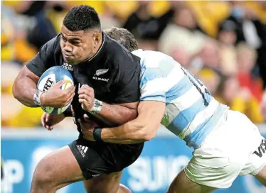  ?? Picture: JONO SEARLE/GETTY IMAGES ?? BULLDOZING THROUGH: Samisoni Taukei’aho of New Zealand heads for the tryline during the Rugby Championsh­ip Test against the Argentina Pumas at Suncorp Stadium in Brisbane on Saturday