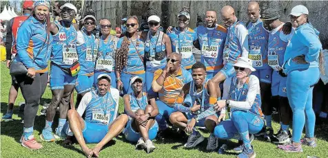  ?? Picture: SUPPLIED ?? CELEBRATIN­G SUCCESS: Komani Runners Club team members at the University of Cape Town after the race.