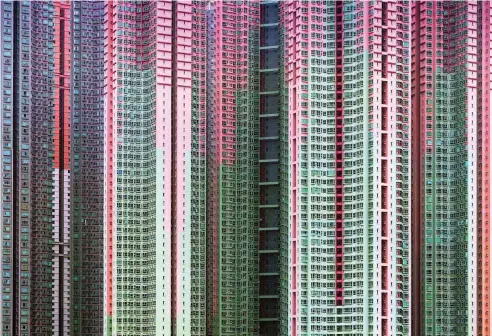  ?? Foto: Michael Wolf ?? Michael Wolf: Architectu­re of Density, Hongkong, 2003 – 2014