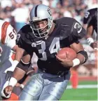  ?? ROBERT HANASHIRO, USA TODAY SPORTS ?? Bo Jackson’s football career ended when he suffered a severe hip injury in a January 1991 playoff game with the Raiders.