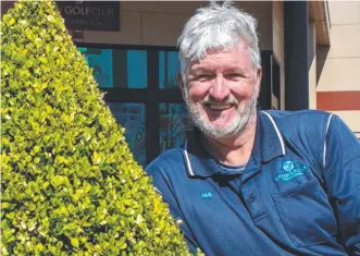  ?? Pictures: Megan Stenner ?? TOP GREENERY: Toowoomba City Golf Club head gardener Ian Highfield.