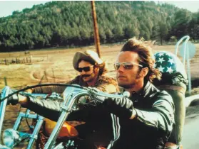  ?? Columbia Pictures 1969 ?? Dennis Hopper (left) and Peter Fonda made their mark in filmmaking history with the 1969 film “Easy Rider,” which they cowrote and starred in.