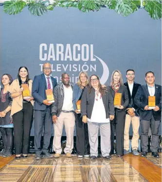  ?? CARACOL TELEVISIÓN ?? Los ganadores del premio fueron reconocido­s en una ceremonia que se cumplió en Bogotá.