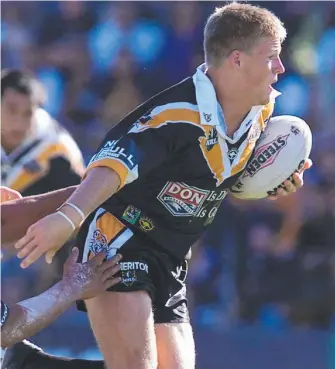  ?? Picture: GREGG PORTEOUS ?? Ben Black back when he was playing for Wests Tigers in the NRL in 2001.