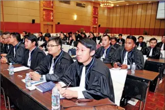  ?? HONG MENEA ?? Attorneys from across the Kingdom attend the Bar Associatio­n congress yesterday in Phnom Penh.