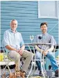  ?? ?? i Toasting success: co-owners Jonathan Gooders and Mark Barrow swapped picture frames for shepherd’s huts