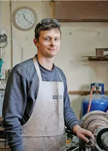 ?? Greg Martin ?? > Third-generation serpentine turner, 34-year-old Gary Hill is the youngest turner in Cornwall, and will likely be the last. Top, John Hendy has worked as a serpentine turner for 61 years
