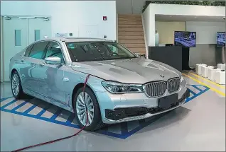  ?? PROVIDED TO CHINA DAILY ?? BMW’s connected and automated driving lab at the automaker’s Shanghai Research & Developmen­t Center.