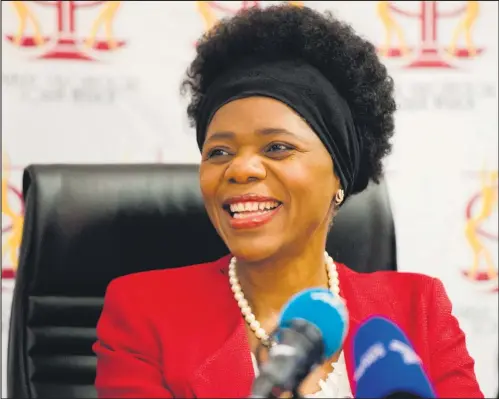  ?? ISITHOMBE NGABE: SABC ?? UMFUNDI uthi kumele ahlonishwe u-Adv Thuli Madonsela ngokumelan­a nokungcola.