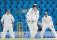  ?? AFP ?? Quinton de Kock gave South Africa a strong start on the first day of the second Test on Saturday.