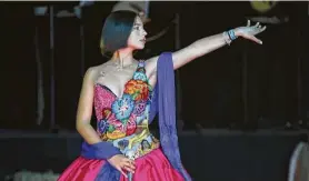  ?? Archivo ?? La joven cantante de música regional mexicana Ángela Aguilar, hija de Pepe Aguilar, durante una de sus actuacione­s del Jaripeo Sin Fronteras Tour.