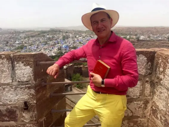  ?? (Boundless) ?? Dazzling spectacle: Michael Portillo manages to upstage the Taj Mahal