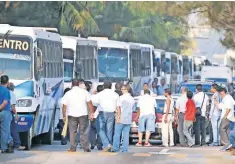  ??  ?? La alerta de Reino Unido indica que en la zona sur del país se han reportado bloqueos, particular­mente en carreteras de Guerrero y Chiapas.