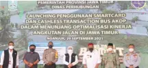  ?? PEMPROV JATIM FOR JAWA POS ?? GEBRAKAN BARU: Gubernur Jawa Timur Khofifah Indar Parawansa saat peluncuran inovasi smart card dan transaksi cashless di Nganjuk.