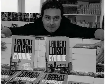  ??  ?? Avec son nouveau livre, Laurent Loison promet d’entraîner le lecteur dans l’énigme.