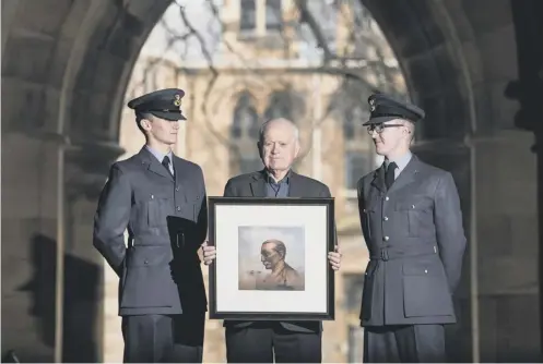  ?? PICTURE: JOHN DEVLIN ?? 0 Flanked by Scott Livingston and Stewart Latta, Dugald Cameron holds his portrait of Lt Gen Sir David Henderson