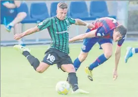  ?? FOTO: J. ECHEVERRÍA ?? A dar otro paso
Tras eliminar al Vitoria, el River busca el ascenso ante el Portu