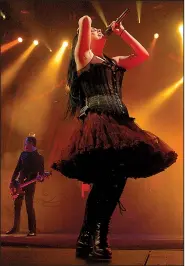  ?? Democrat-Gazette file photo ?? Amy Lee performing with her band Evanescenc­e.