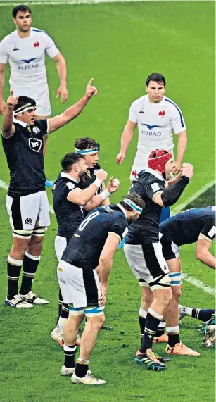  ??  ?? Van the man: Scotland celebrate as Duhan van der Merwe goes over for his first try
