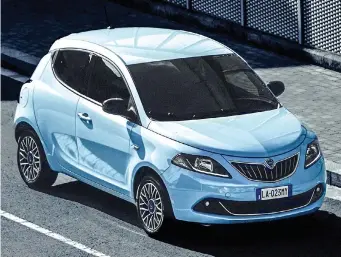  ?? ?? La Lancia Ypsilon versione 2023 con il suo iconico design che ancora piace tantissimo a tutti