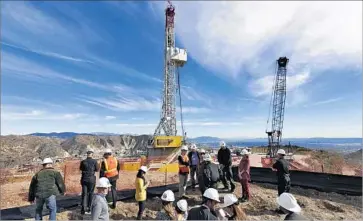  ?? Irfan Khan Los Angeles Times ?? A RELIEF WELL is drilled in December to stem a leak at the Aliso Canyon natural gas storage facility.