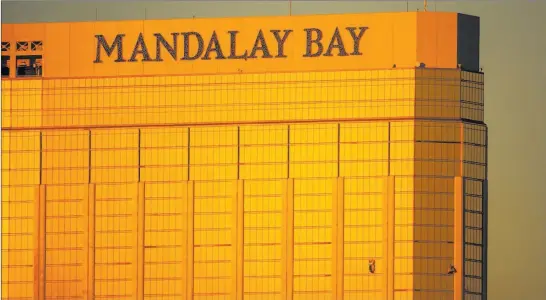  ?? Joel Angel Juarez ?? Las Vegas Review-journal Broken windows at Mandalay Bay show the 32nd-floor room from where Stephen Paddock opened fire Sunday, killing at least 59 and injuring more than 527.